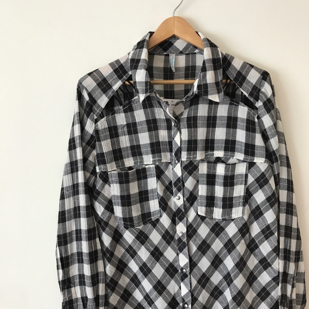 Free People Checkered Plaid Lace Up Shirt NWT - Picture 5 of 8